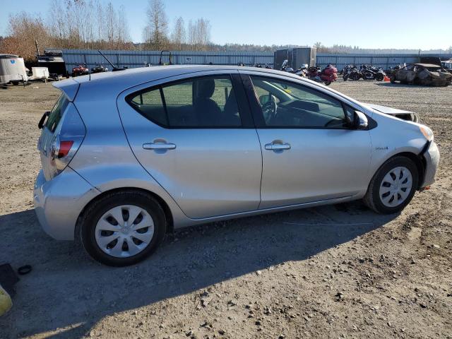 Photo 3 from auction – 2013 TOYOTA PRIUS C with VIN JTDKDTB33D1542294