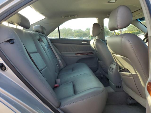 Photo 10 from auction – 2004 TOYOTA CAMRY LE with VIN 4T1BE32K04U871825