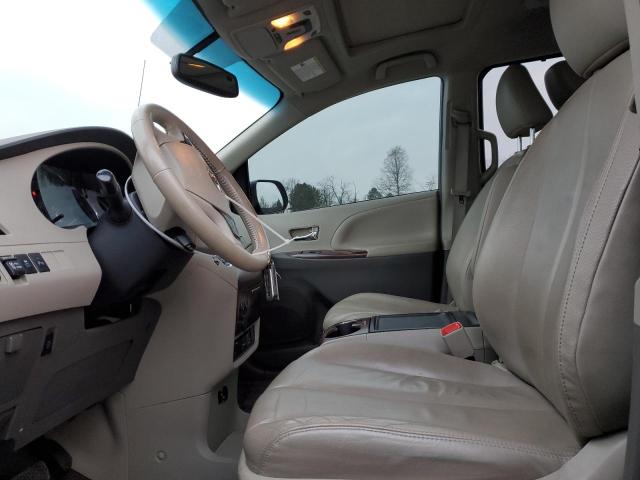 Photo 7 from auction – 2014 TOYOTA SIENNA XLE with VIN 5TDYK3DC1ES456967