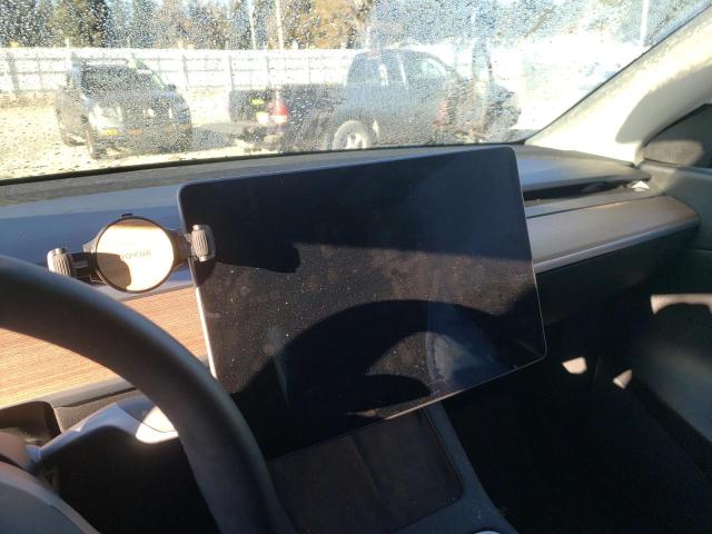 Photo 9 from auction – 2022 TESLA MODEL Y with VIN 7SAYGDEE5NF375095