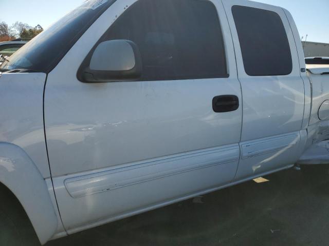 Photo 7 from auction – 2004 CHEVROLET SILVERADO with VIN 1GCEC19V04Z215252