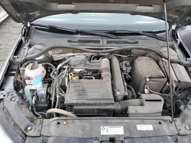 Photo 11 from auction – 2017 VOLKSWAGEN JETTA S with VIN 3VW2B7AJ6HM373696