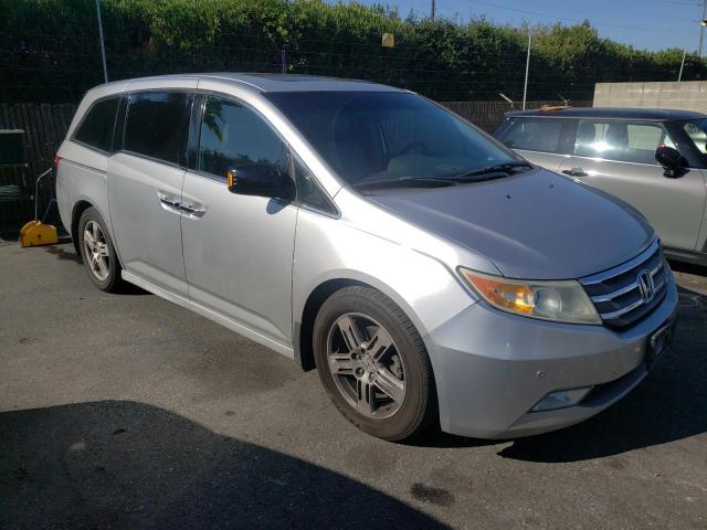 Photo 4 from auction – 2013 HONDA ODYSSEY TO with VIN 5FNRL5H92DB022927