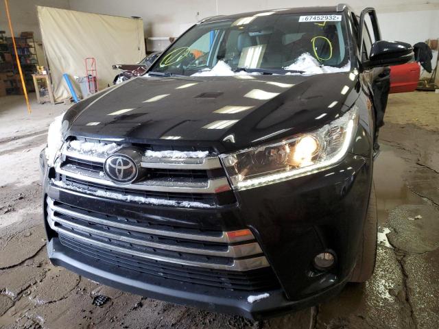 Photo 5 from auction – 2017 TOYOTA HIGHLANDER with VIN 5TDDZRFH1HS430766