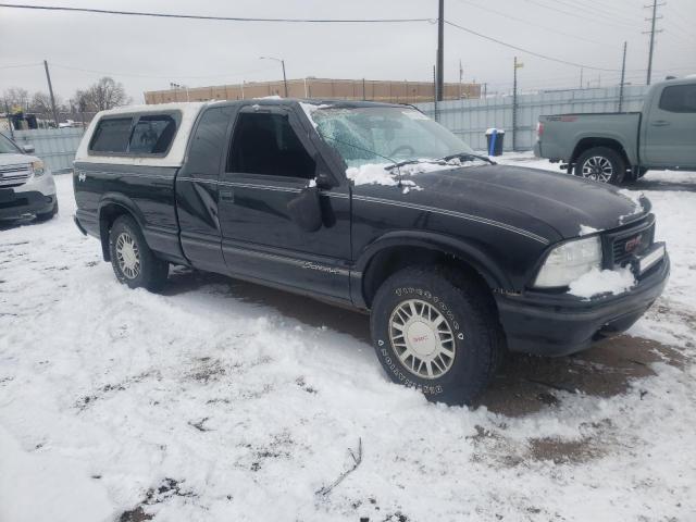 Photo 4 from auction – 1998 GMC SONOMA with VIN 1GTCT19W8W8514352