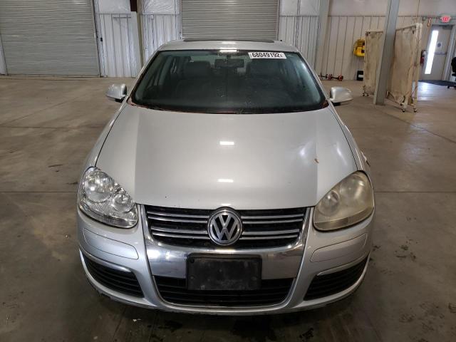 Photo 5 from auction – 2006 VOLKSWAGEN JETTA 2.5 with VIN 3VWSF71KX6M699480