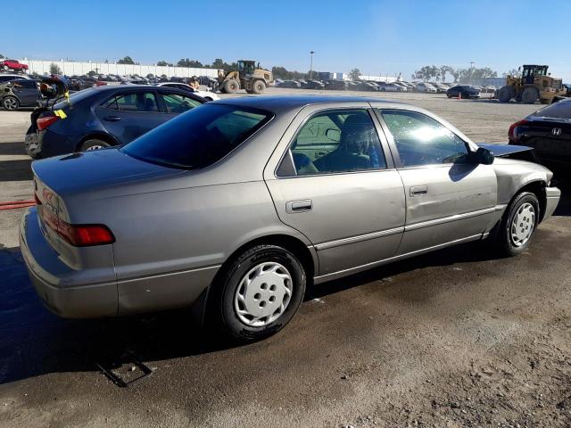 Photo 3 from auction – 1997 TOYOTA CAMRY CE with VIN 4T1BG22K5VU125571