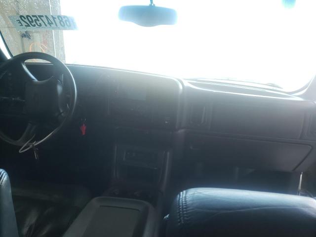 Photo 8 from auction – 2000 CHEVROLET SILVERADO with VIN 1GCEK19T2YE219429