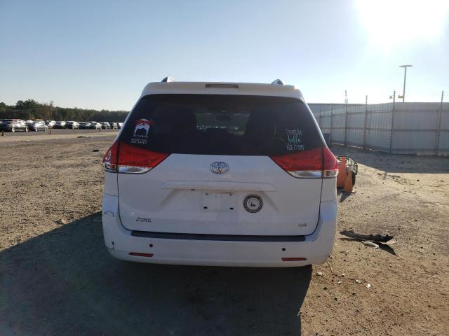 Photo 6 from auction – 2014 TOYOTA SEINNA with VIN 5TDKK3DC5ES442320