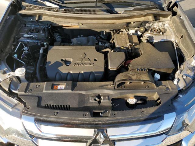 Photo 12 from auction – 2017 MITSUBISHI OUTLANDER with VIN JA4AD3A37HZ047157