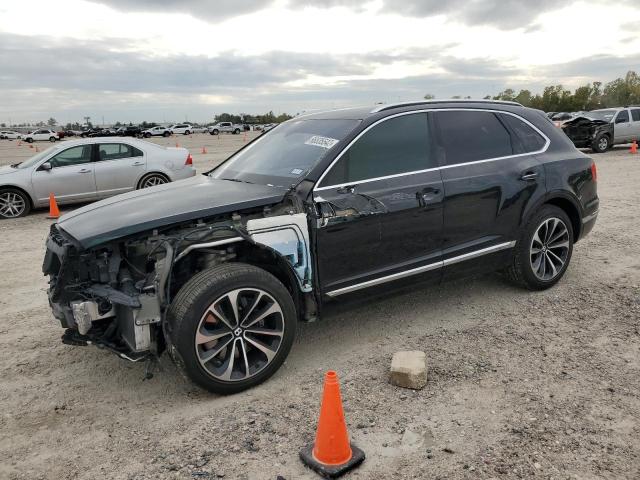 BENTLEY BENTAYGA 2017 with VIN SJAAC2ZV0HC013977 - Photo from auction