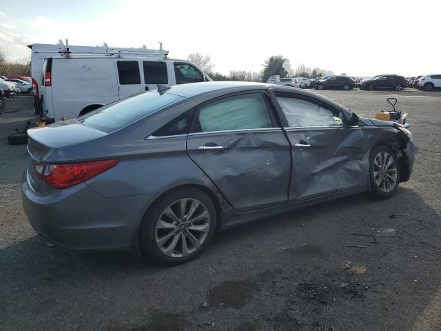 Photo 3 from auction – 2013 HYUNDAI SONATA SE with VIN 5NPEC4AC2DH783747