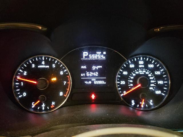 Photo 9 from auction – 2018 KIA FORTE LX with VIN 3KPFK4A77JE249475
