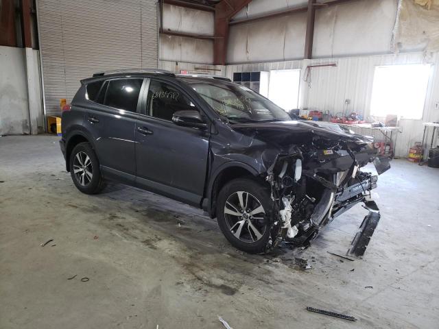 Photo 4 from auction – 2017 TOYOTA RAV4 XLE with VIN JTMRFREV5HD203582