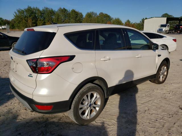 Photo 3 from auction – 2017 FORD ESCAPE SE with VIN 1FMCU0GD8HUC18472