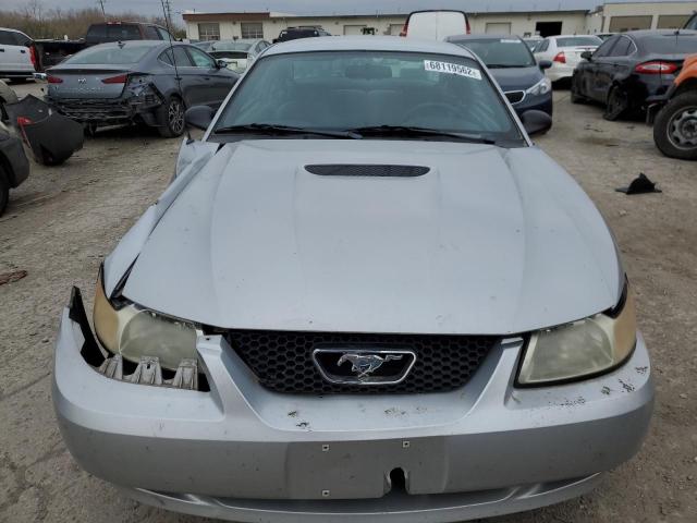 Photo 5 from auction – 2000 FORD MUSTANG with VIN 1FAFP4049YF120457