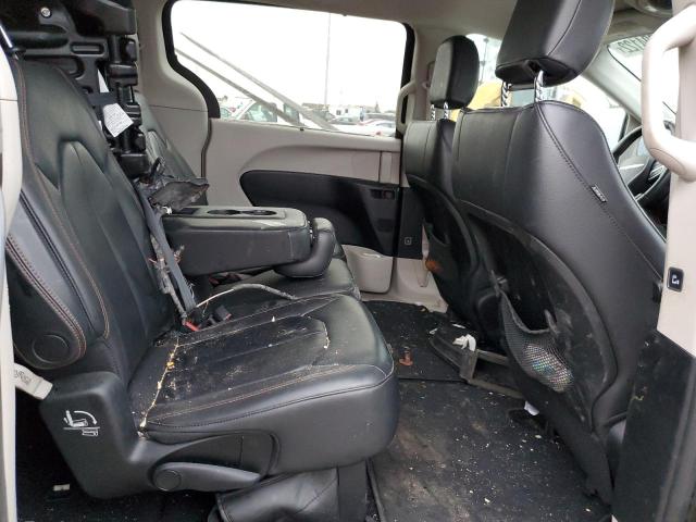 Photo 10 from auction – 2017 CHRYSLER PACIFICA T with VIN 2C4RC1BG5HR552612