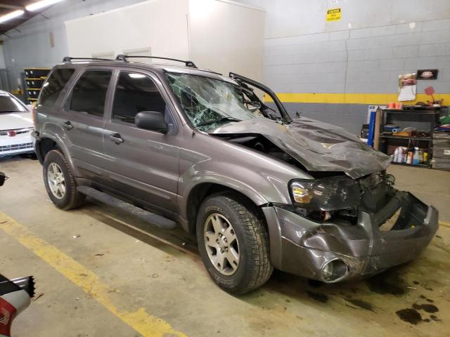 Photo 4 from auction – 2005 FORD ESCAPE LIM with VIN 1FMYU04175KD63994
