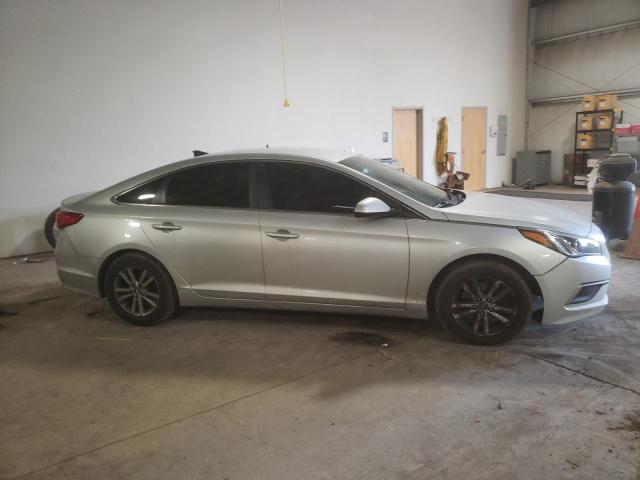 Photo 4 from auction – 2016 HYUNDAI SONATA SE with VIN 5NPE24AF6GH357030