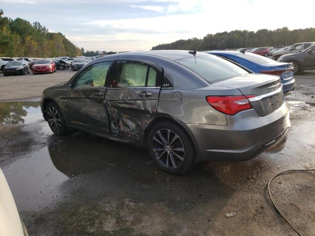 Photo 2 from auction – 2013 CHRYSLER 200 TOURIN with VIN 1C3CCBBB8DN595210