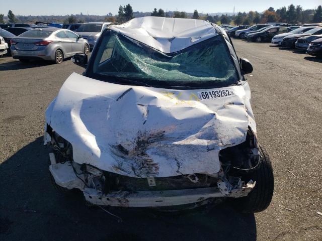 Photo 5 from auction – 2008 SCION XB with VIN JTLKE50E681045439