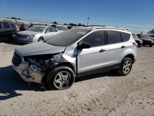 FORD ESCAPE S 2017 مع رقم تعريف المركبة 1FMCU0F76HUD04956 - صورة من المزاد