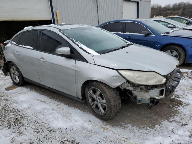 Photo 4 from auction – 2014 FORD FOCUS SE with VIN 1FADP3F21EL458018
