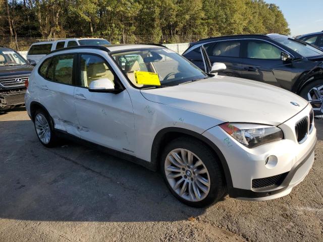 Photo 4 from auction – 2015 BMW X1 SDRIVE2 with VIN WBAVM1C55FV319183