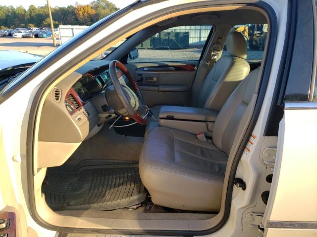 Photo 7 from auction – 2004 LINCOLN TOWN CAR U with VIN 1LNHM85W84Y627941