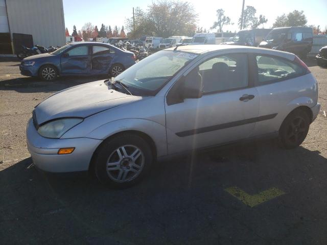 FORD FOCUS ZX3 2000 with VIN 3FAFP3138YR180880 - Photo from auction