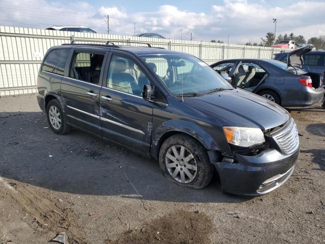 Photo 4 from auction – 2013 CHRYSLER TOWN & COU with VIN 2C4RC1CG4DR621900