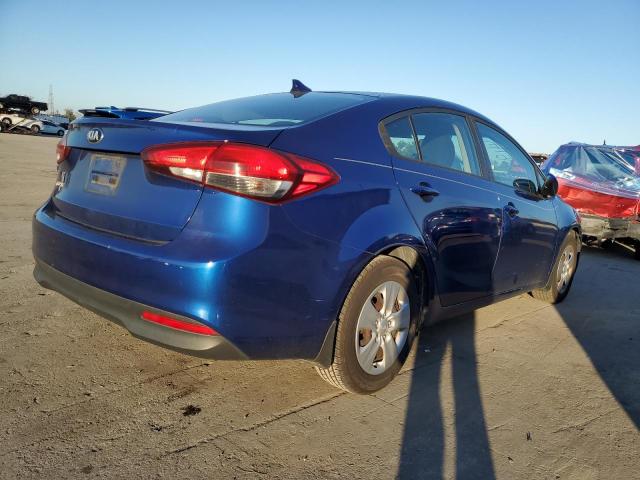 Photo 3 from auction – 2017 KIA FORTE LX with VIN 3KPFK4A7XHE118468