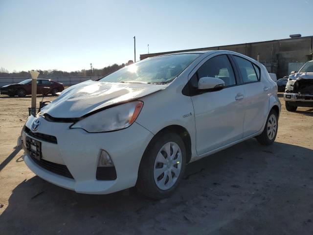 TOYOTA PRIUS C 2014 with VIN JTDKDTB34E1571157 - Photo from auction