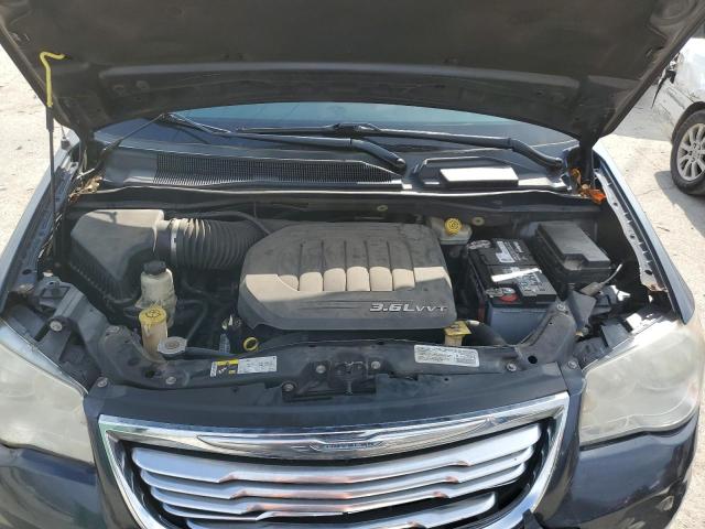 Photo 12 from auction – 2014 CHRYSLER TOWN & COU with VIN 2C4RC1BG9ER220636