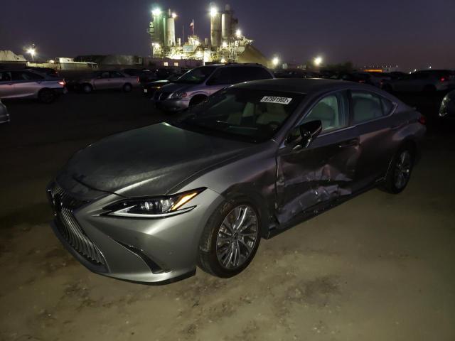 LEXUS ES 300H 2019 with VIN 58AB21B16KU003368 - Photo from auction