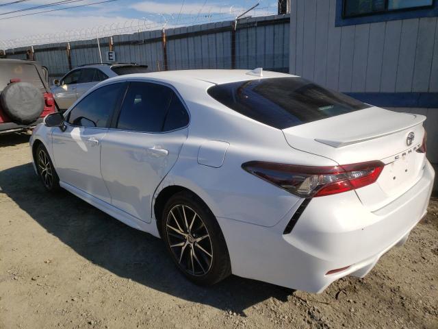 Photo 2 from auction – 2022 TOYOTA CAMRY SE with VIN 4T1G11AK5NU652979