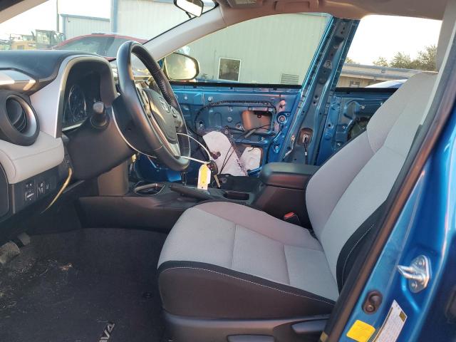 Photo 7 from auction – 2017 TOYOTA RAV4 XLE with VIN JTMWFREV9HJ706388