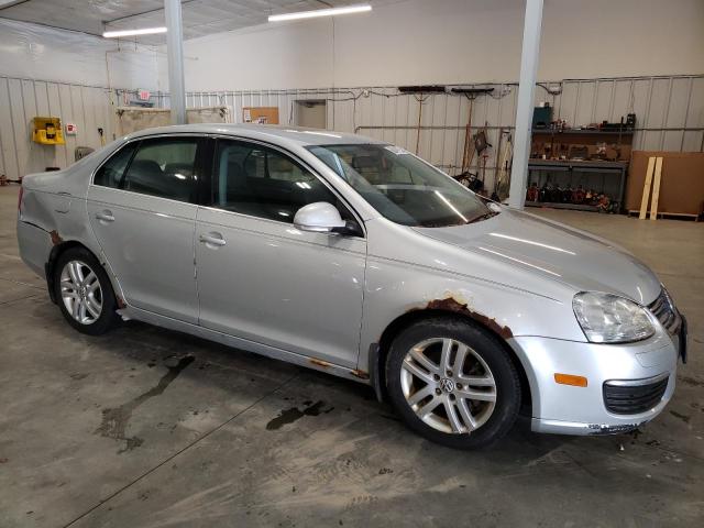 Photo 4 from auction – 2006 VOLKSWAGEN JETTA 2.5 with VIN 3VWSF71KX6M699480