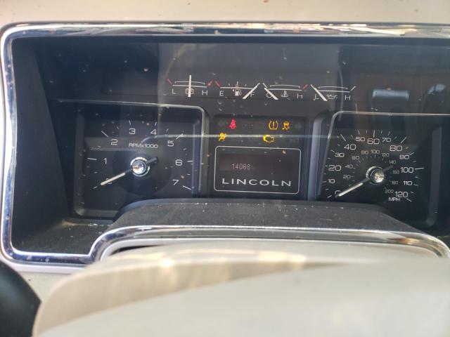 Photo 9 from auction – 2010 LINCOLN NAVIGATOR with VIN 5LMJJ2J5XAEJ11207