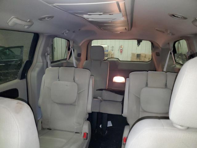 Photo 10 from auction – 2011 CHRYSLER TOWN & COU with VIN 2A4RR5DG5BR698352
