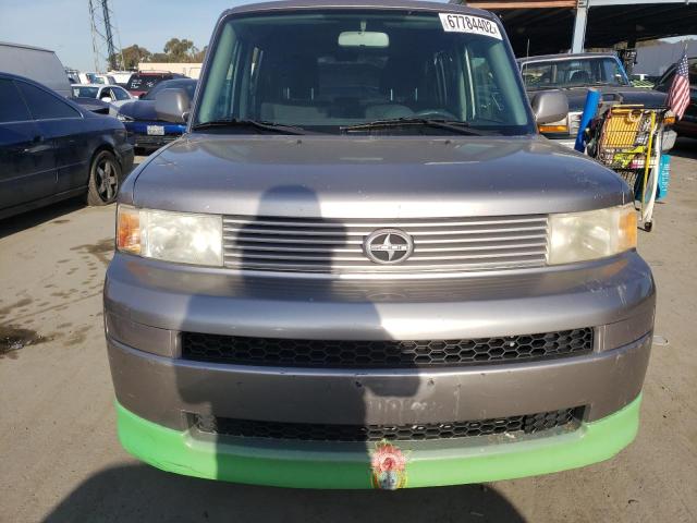 Photo 5 from auction – 2005 TOYOTA SCION XB with VIN JTLKT324054022778