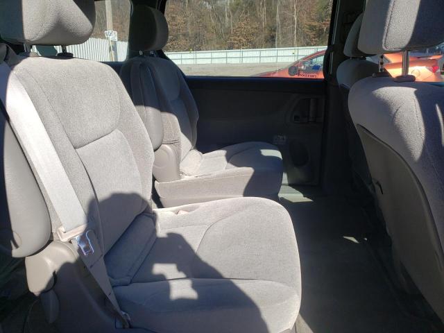 Photo 11 from auction – 2004 TOYOTA SIENNA CE with VIN 5TDZA23C44S206639