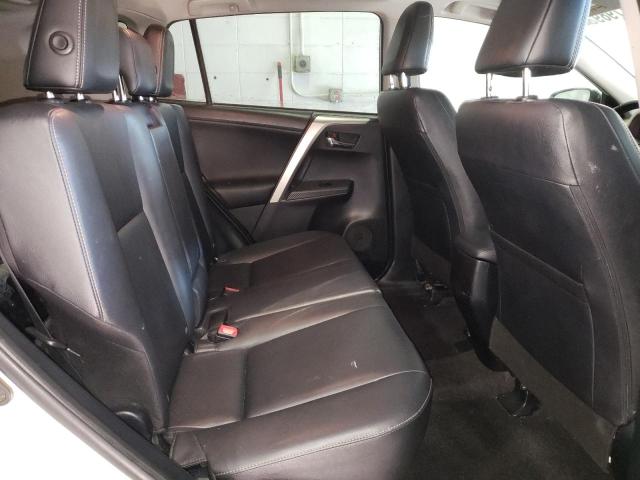 Photo 11 from auction – 2015 TOYOTA RAV4 LIMIT with VIN JTMDFREV7FD132151