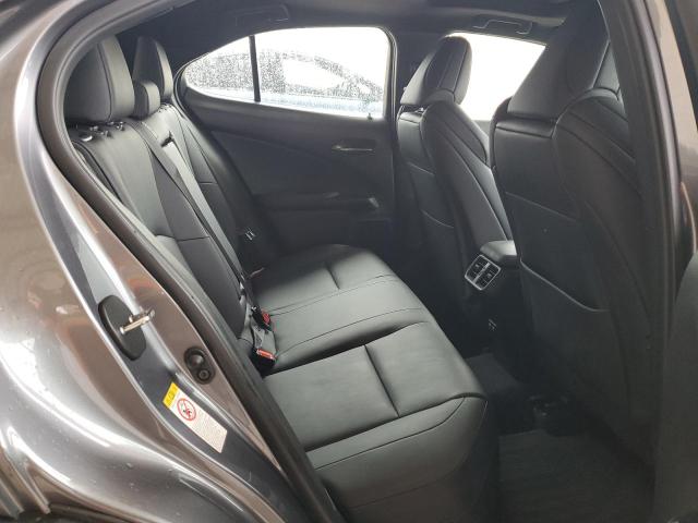 Photo 11 from auction – 2019 LEXUS UX 200 with VIN JTHY3JBH4K2013715