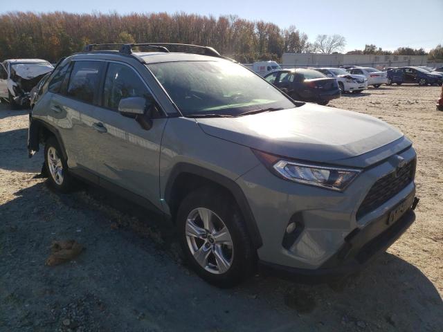 Photo 4 from auction – 2020 TOYOTA RAV4 XLE with VIN JTMP1RFV4LJ027459