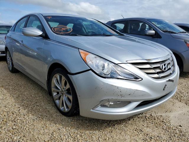 Photo 4 from auction – 2013 HYUNDAI SONATA SE with VIN 5NPEC4AC5DH515792