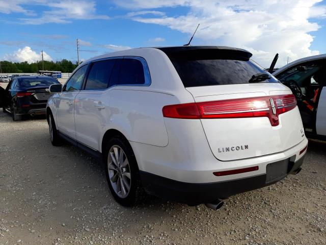 Photo 3 from auction – 2011 LINCOLN MKT with VIN 2LMHJ5AT2BBJ54989