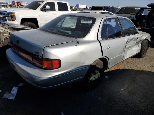 Photo 3 from auction – 1994 TOYOTA CAMRY LE with VIN JT2SK12E5R0259848