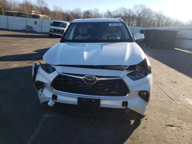 Photo 5 from auction – 2022 TOYOTA HIGHLANDER with VIN 5TDDZRBH6NS563170