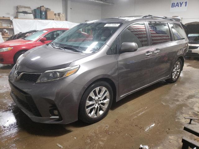 Photo 1 from auction – 2017 TOYOTA SIENNA SE with VIN 5TDXZ3DC5HS798031